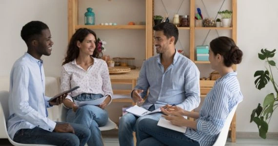 Completing SMART Recovery worksheets as a team