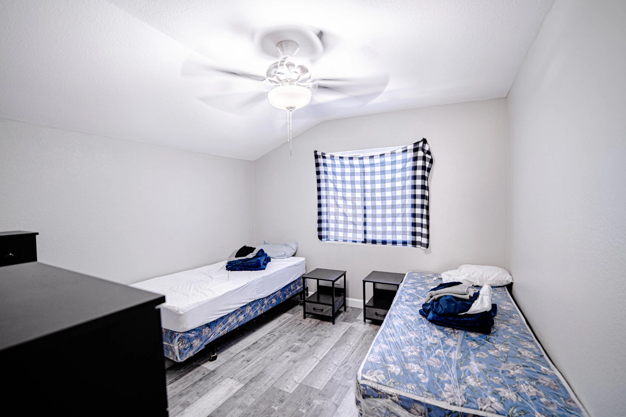CHS IOP BEDROOM 1B